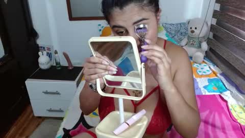 katerine online show from 10-30-25, 02:18