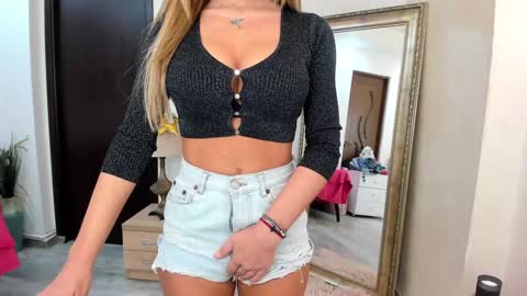 Kate online show from 12-22-24, 07:31