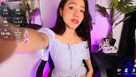 Snapshot of kate_crown chatting on 01-25-25, 01:19 Kate Crown online show from 01-25-25, 01:19