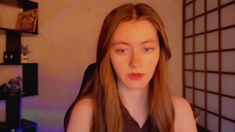 Kate online show from 03-04-25, 05:32