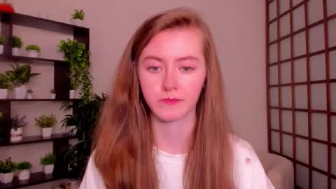 Kate online show from 09-24-25, 02:37