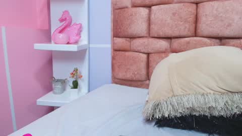 Kate Froz online show from 01-25-25, 02:25