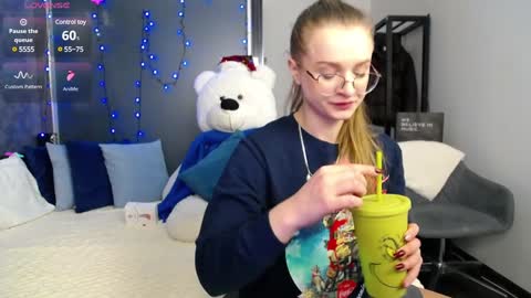 .Be kind and gentle with me and I will do my best for you.   online show from 12-15-24, 07:46