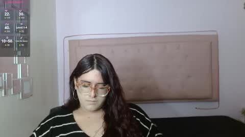 kate online show from 12-21-25, 03:52