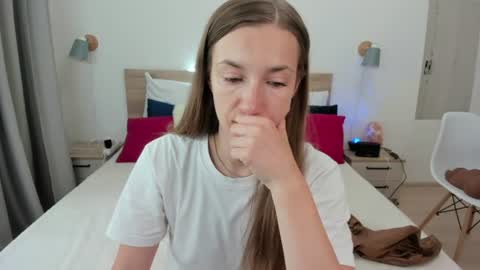 kate_redgar online show from 07-27-26, 01:29