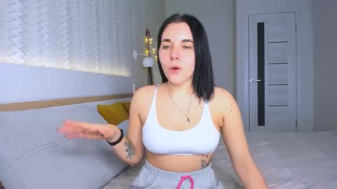 KATE online show from 01-24-25, 06:14