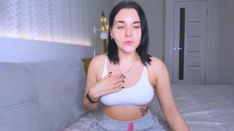 KATE online show from 01-30-25, 04:45