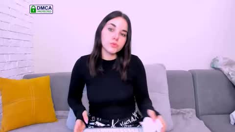 KATE online show from 09-18-25, 04:58