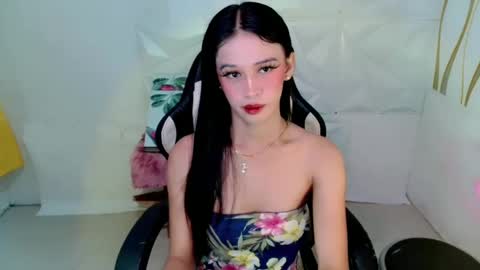 Snapshot of kate_romance chatting on 12-07-24, 01:25 Kate online show from 12-07-24, 01:25