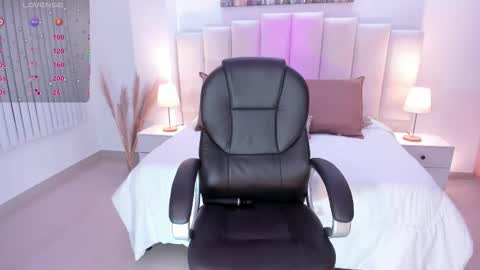 Snapshot of kate_rous chatting on 10-09-25, 05:16 kate_rous online show from 10-09-25, 05:16