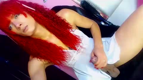 Snapshot of kate_secret chatting on 12-21-24, 06:02 is secret for lovers online show from 12-21-24, 06:02