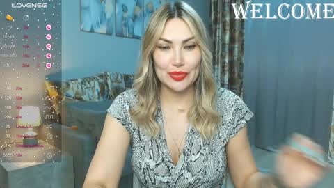 Snapshot of kate_space chatting on 12-01-24, 06:30 Therapist online show from 12-01-24, 06:30