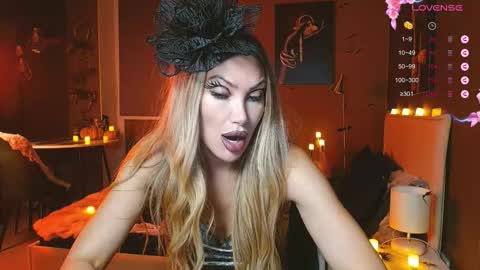 Therapist online show from 10-31-25, 09:27