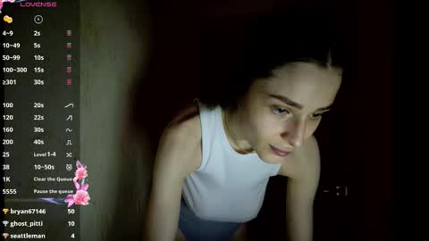 Snapshot of kate_swon chatting on 09-17-25, 05:42 Kate online show from 09-17-25, 05:42