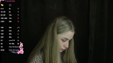 Snapshot of kate_swon chatting on 10-16-25, 12:11 Kate online show from 10-16-25, 12:11