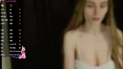 Snapshot of kate_swon chatting on 10-19-25, 10:32 Kate online show from 10-19-25, 10:32