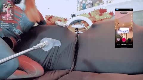 kate the pink girl online show from 03-04-25, 12:29