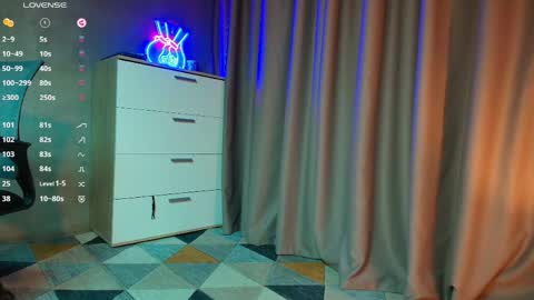 kateample online show from 05-14-26, 04:47
