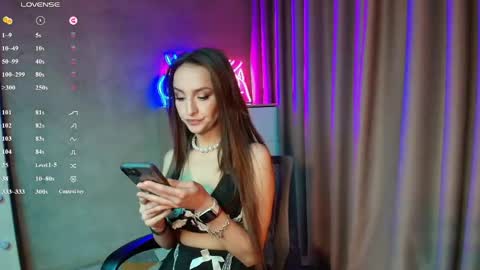 kateample online show from 05-18-26, 01:06