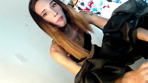 its me kate online show from 12-05-24, 04:20