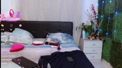 kateangelly online show from 09-19-25, 03:19