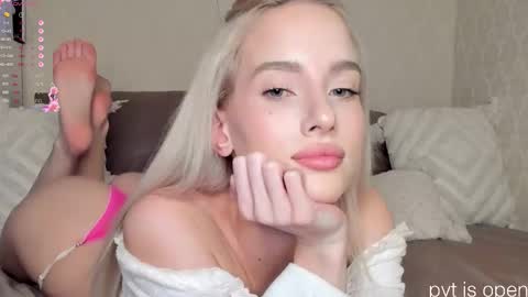    online show from 12-17-25, 10:05