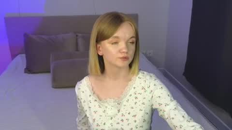 Snapshot of katebunnys chatting on 05-12-26, 11:07 katebunnys online show from 05-12-26, 11:07