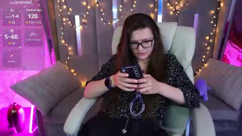 Snapshot of katecinderella chatting on 06-15-26, 06:15 katecinderella online show from 06-15-26, 06:15