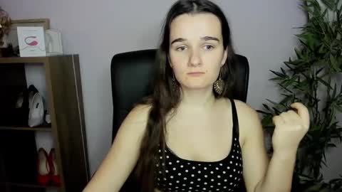 Kate  online show from 12-08-24, 02:30