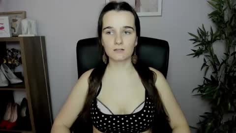 Kate  online show from 01-18-25, 01:51