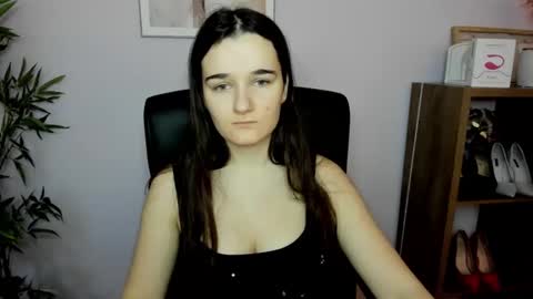 Kate  online show from 02-09-25, 07:27