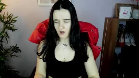 Kate  online show from 03-01-25, 08:02