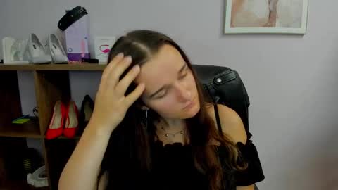 Kate  online show from 09-21-25, 06:37