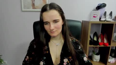 Kate  online show from 11-30-25, 02:32