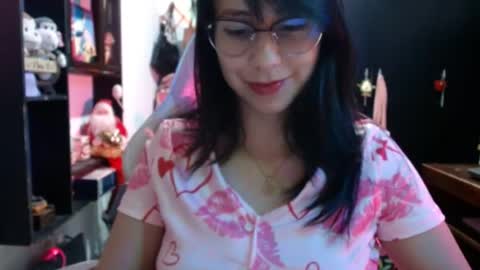 Kateeen18 online show from 06-15-26, 05:20