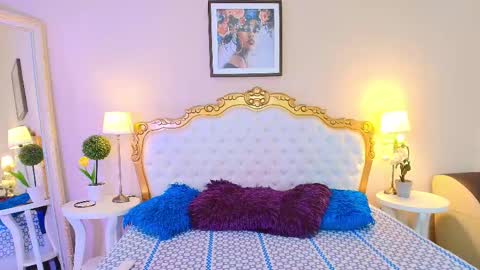 katee Martinez online show from 10-02-25, 08:38