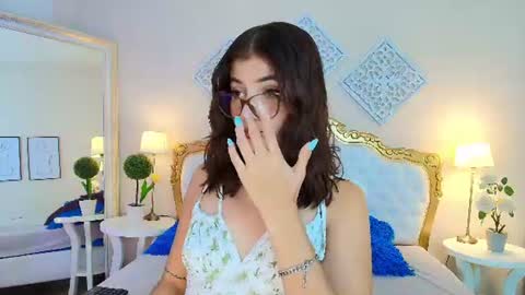 katee Martinez online show from 07-18-26, 03:49