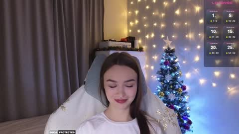 Snapshot of kateleoo chatting on 12-12-24, 12:33 Im Kate  online show from 12-12-24, 12:33