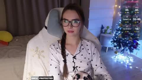 Snapshot of kateleoo chatting on 12-14-24, 04:42 Im Kate  online show from 12-14-24, 04:42