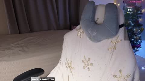 Snapshot of kateleoo chatting on 12-22-24, 01:22 Im Kate  online show from 12-22-24, 01:22