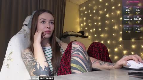 Snapshot of kateleoo chatting on 01-21-25, 06:12 Im Kate  online show from 01-21-25, 06:12