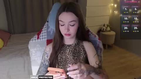 Snapshot of kateleoo chatting on 03-09-25, 03:38 Im Kate  online show from 03-09-25, 03:38