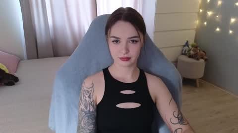Im Kate  online show from 06-30-26, 10:49