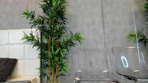 Kate online show from 02-25-25, 06:25