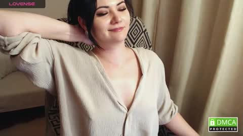 Katelyn online show from 01-11-25, 02:15