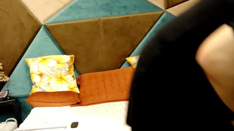 Snapshot of katequeenx chatting on 12-11-24, 06:25 KateQueenston -- online show from 12-11-24, 06:25