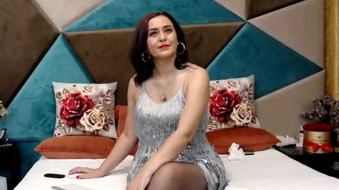 Snapshot of katequeenx chatting on 11-26-25, 04:46 KateQueenston -- online show from 11-26-25, 04:46