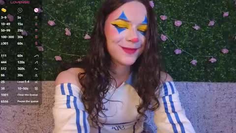 Snapshot of katerinnna chatting on 05-19-26, 08:37 Katerina online show from 05-19-26, 08:37