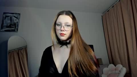 KATE online show from 03-12-26, 03:51