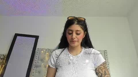 love meeee online show from 04-02-26, 09:23